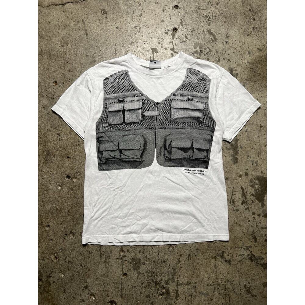 Bravest Studios Fishing Vest T Shirt‎ Size M